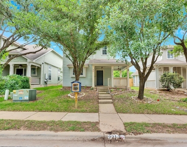2212 Melissa Oaks Ln - Photo Thumbnail 1