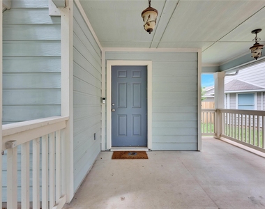 2212 Melissa Oaks Ln - Photo Thumbnail 6