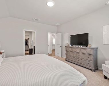 14013 Heywood Dr - Photo Thumbnail 5