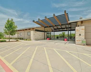 9605 Grapevine Leaf Dr - Photo Thumbnail 19