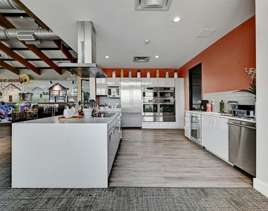 9605 Grapevine Leaf Dr - Photo Thumbnail 20