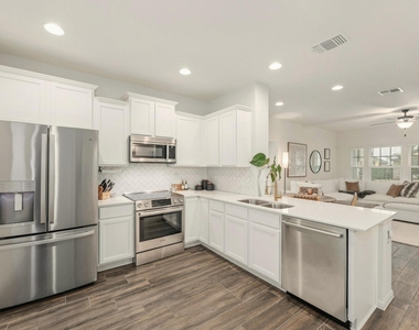 9605 Grapevine Leaf Dr - Photo Thumbnail 5