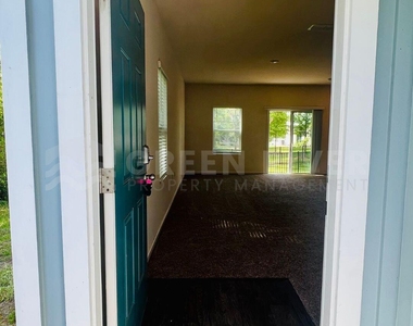 294 Aralia Lane - Photo Thumbnail 4