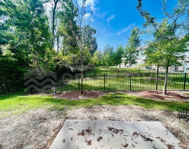 294 Aralia Lane - Photo Thumbnail 35