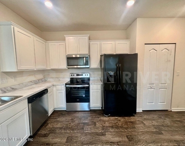 294 Aralia Lane - Photo Thumbnail 9