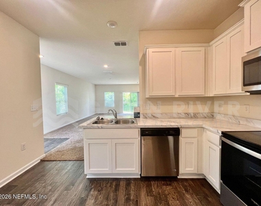 294 Aralia Lane - Photo Thumbnail 8