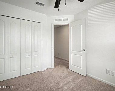3231 Penny Cove Lane - Photo Thumbnail 16