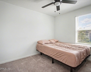 3231 Penny Cove Lane - Photo Thumbnail 13