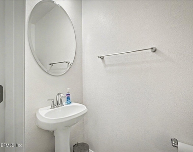 3231 Penny Cove Lane - Photo Thumbnail 11