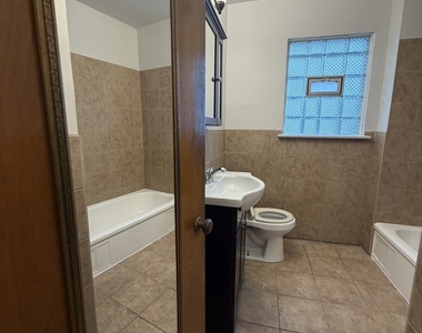 312 E 83rd Street - Photo Thumbnail 15
