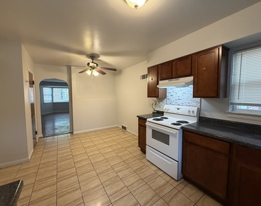312 E 83rd Street - Photo Thumbnail 9