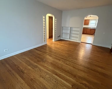 312 E 83rd Street - Photo Thumbnail 7