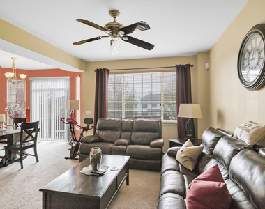 1263 Tamarack Drive - Photo Thumbnail 5