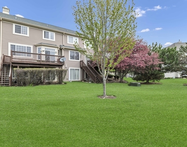 1263 Tamarack Drive - Photo Thumbnail 2