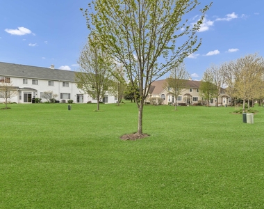1263 Tamarack Drive - Photo Thumbnail 3