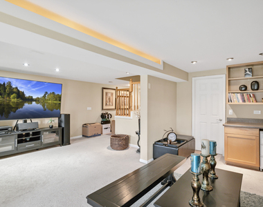 1263 Tamarack Drive - Photo Thumbnail 30