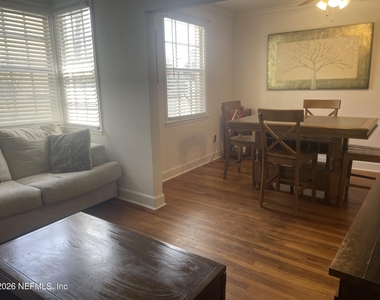 319 1st Avenue N - Photo Thumbnail 7
