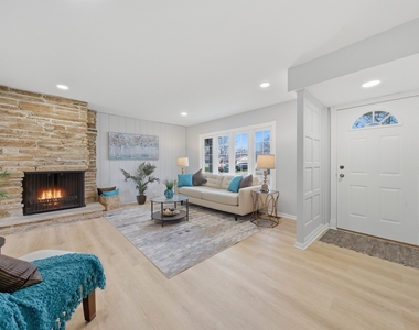 593 Bristol Lane - Photo Thumbnail 1