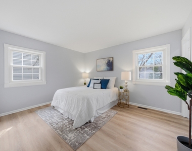 593 Bristol Lane - Photo Thumbnail 17