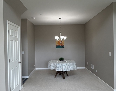 10097 Cummings Street - Photo Thumbnail 2