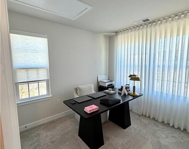2000 Fortuna Street - Photo Thumbnail 16