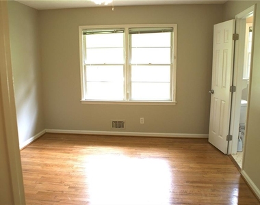 6725 Ridge Moore Drive - Photo Thumbnail 15