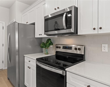 2538 Polaris Way Sw - Photo Thumbnail 7