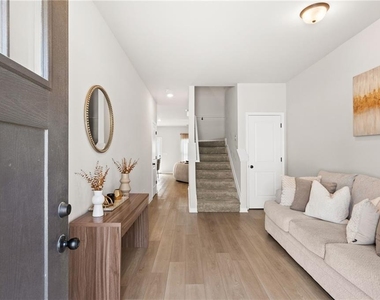 2538 Polaris Way Sw - Photo Thumbnail 3
