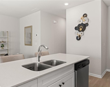 2538 Polaris Way Sw - Photo Thumbnail 8