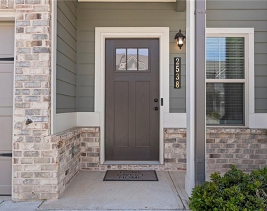 2538 Polaris Way Sw - Photo Thumbnail 2