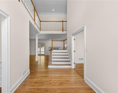5941 Wilbanks Drive - Photo Thumbnail 4