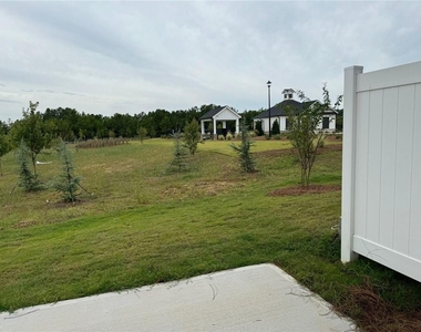 98 Toter Trace - Photo Thumbnail 10