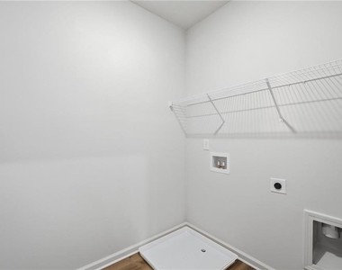 299 Summit View Lane - Photo Thumbnail 12