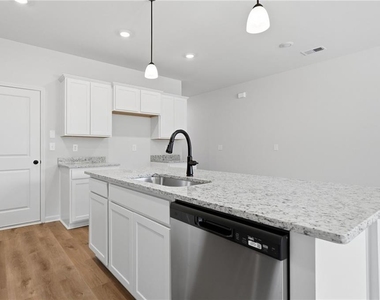 299 Summit View Lane - Photo Thumbnail 7
