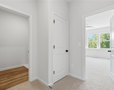 299 Summit View Lane - Photo Thumbnail 13