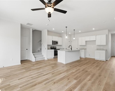 299 Summit View Lane - Photo Thumbnail 3