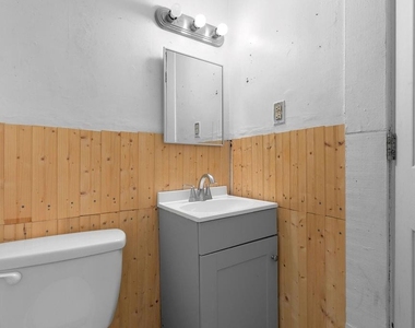 1742 Ware Avenue - Photo Thumbnail 12