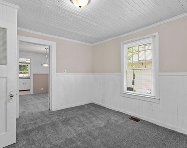 1742 Ware Avenue - Photo Thumbnail 6