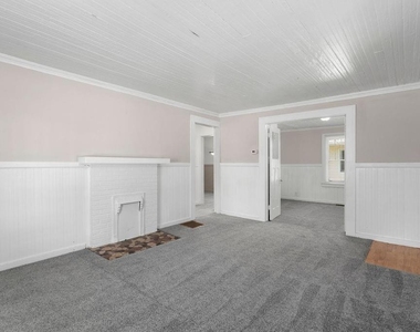 1742 Ware Avenue - Photo Thumbnail 3