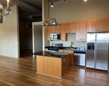 6105 Blue Stone Road - Photo Thumbnail 4