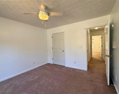2029 Manor Oak Lane - Photo Thumbnail 21