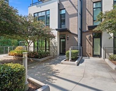 721 Longleaf Drive Ne - Photo Thumbnail 37