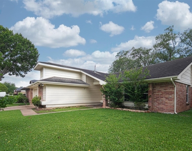 3219 The Highlands Drive - Photo Thumbnail 1