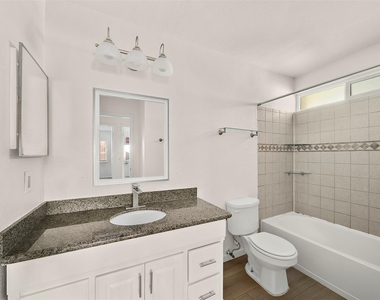3219 The Highlands Drive - Photo Thumbnail 16