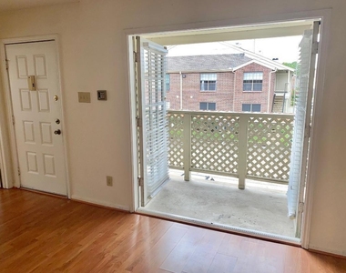 2121 El Paseo Street - Photo Thumbnail 18