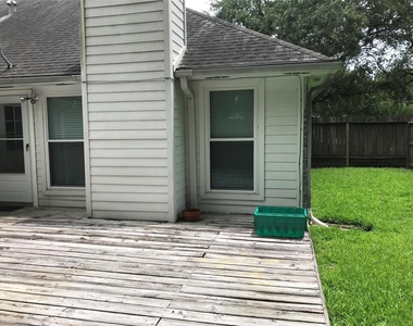 2318 Pheasant Creek - Photo Thumbnail 8
