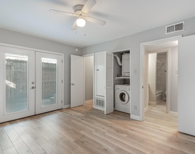 9029 Gaylord Drive - Photo Thumbnail 11