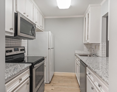 9029 Gaylord Drive - Photo Thumbnail 5