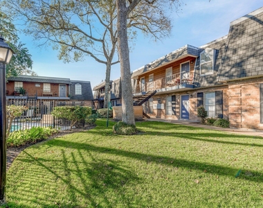 9029 Gaylord Drive - Photo Thumbnail 16