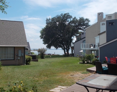 2001 Lakewood Court - Photo Thumbnail 26